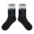 Calcetines ZOMKI Road Running City, caña blanca y negra con skyline y carretera, pie negro