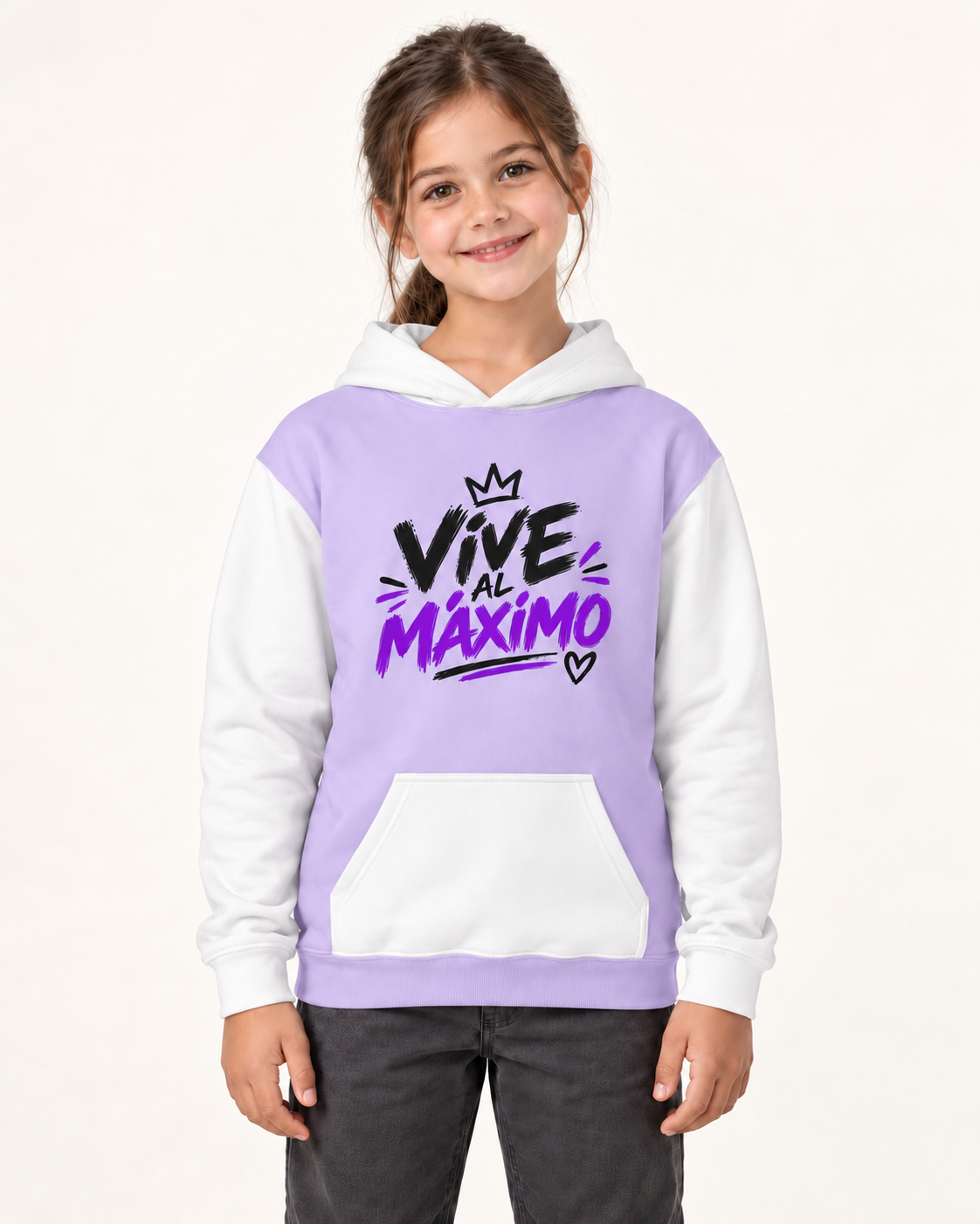 Nuevo modelo infantil niña generado con IA con Sudadera juvenil Vive al Máximo